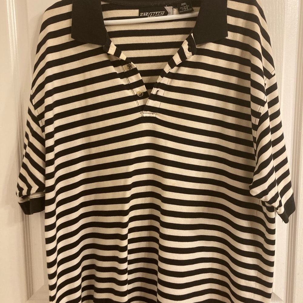 Black &White shirt sleeve 2 button classic fit